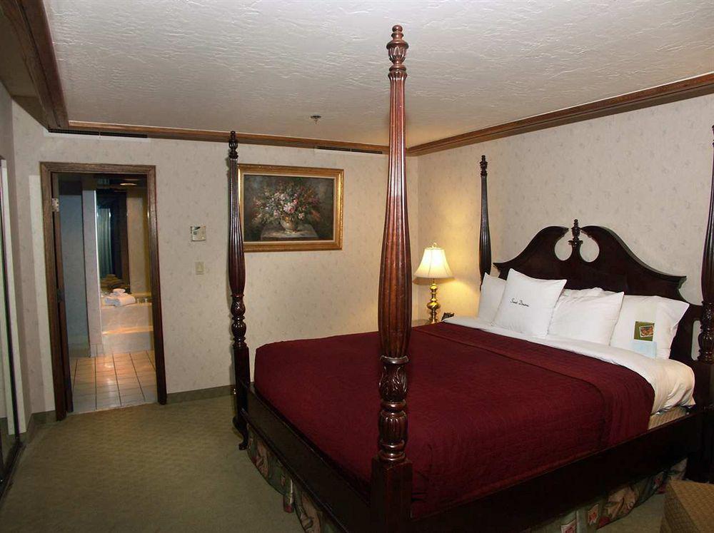 Hotel Doubletree By Hilton Bakersfield Habitación foto